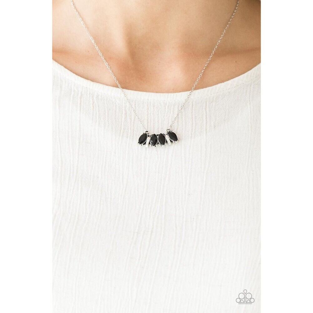 Deco Decadence Black Necklace (333)